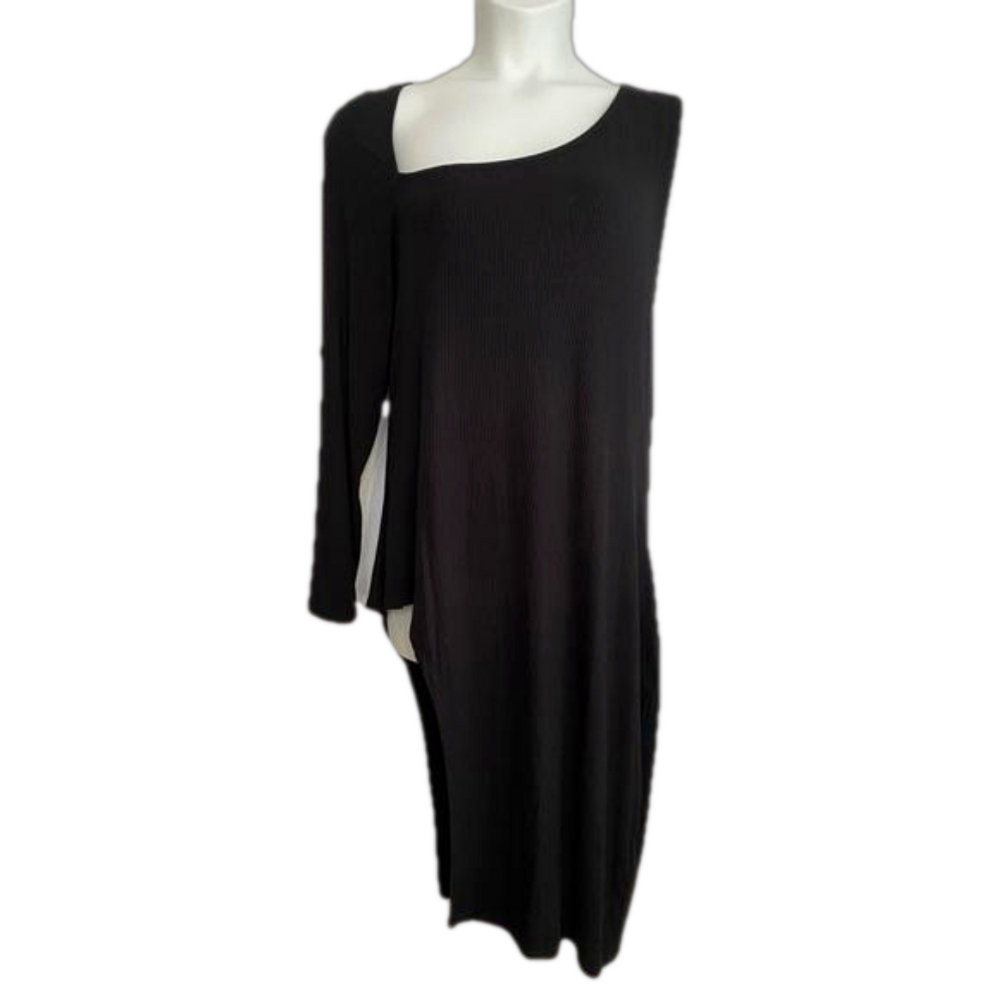 Eloquii Black Asymmetrical Ribbed Top SKU0101